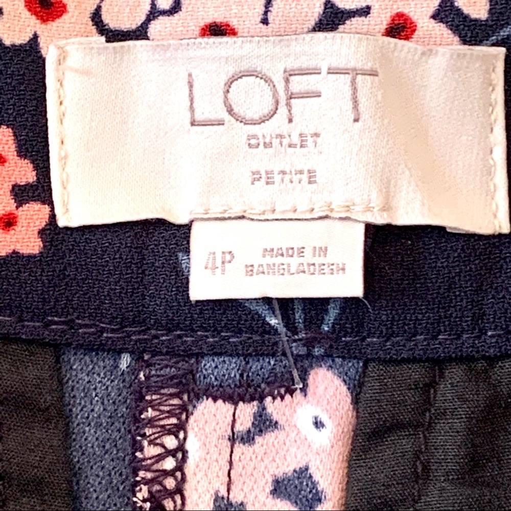 Loft Petites Blue Floral Culottes - Picture 8 of 8